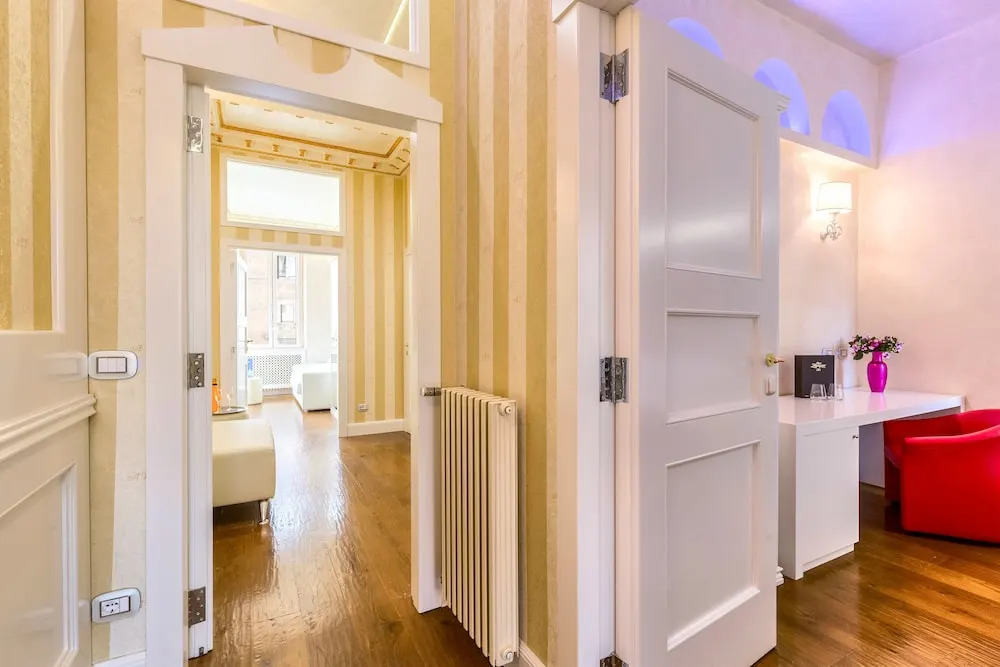 Rental In Rome Piazza Venezia View Luxury Apartment B