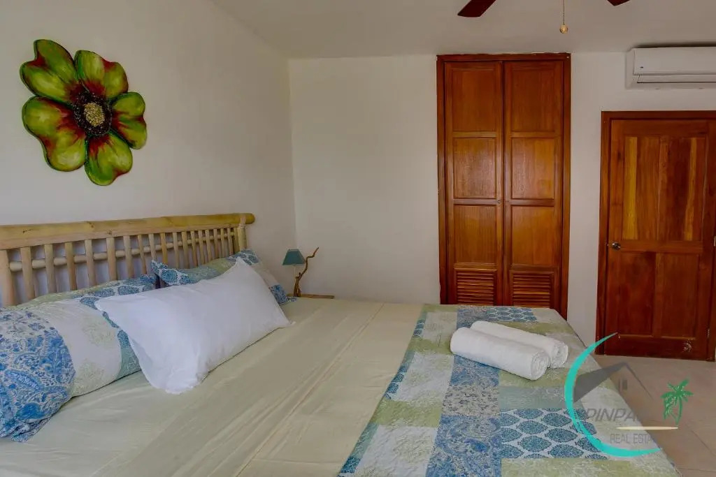 Close To The Beach! Pink Apartment,2Br,2Bt