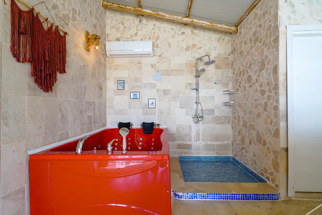 Mojo Boutique Hotel