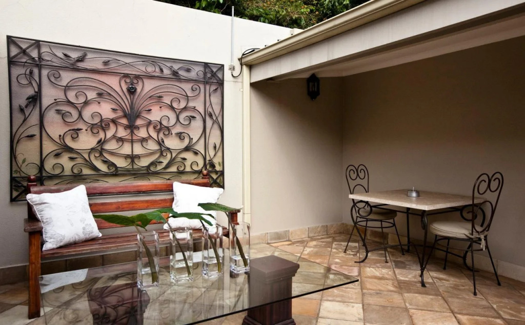 10 2nd Avenue Houghton Estate by Dream Resorts