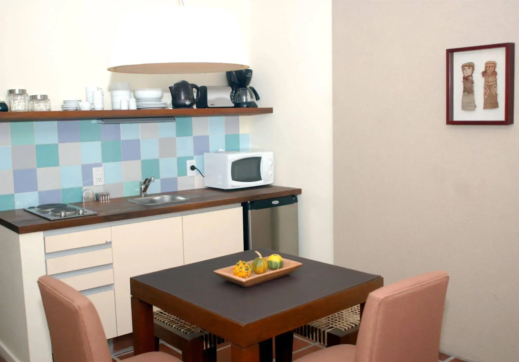 Tayka Hotel