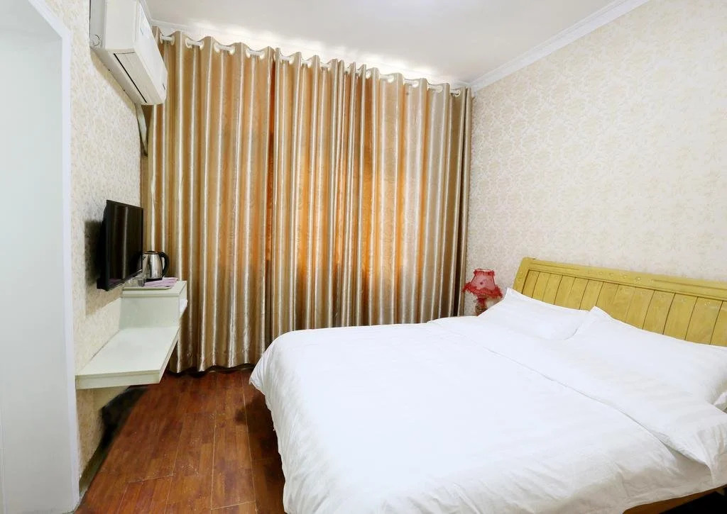 Baina Hostel