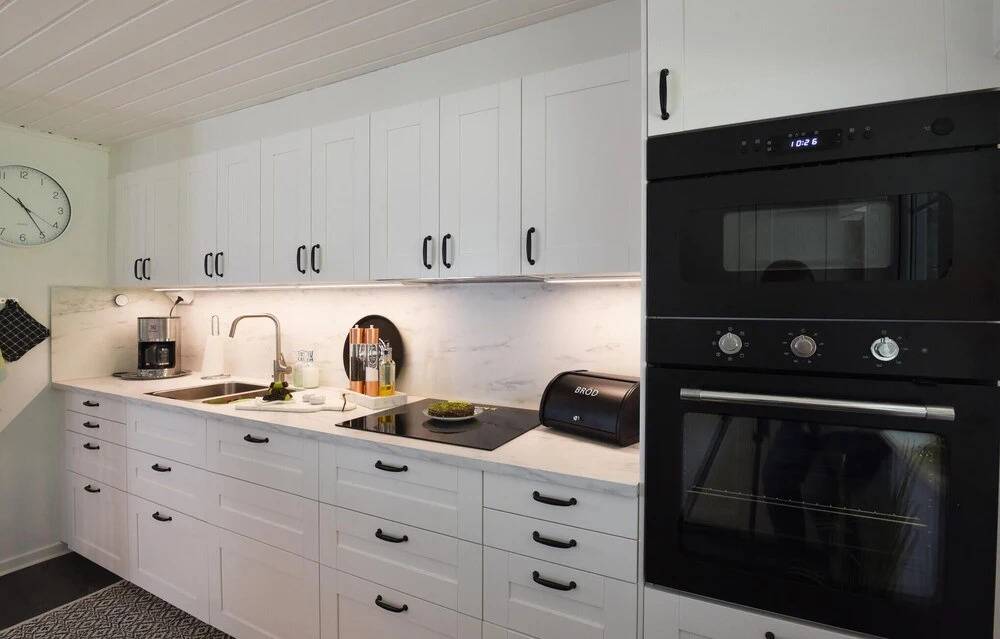 Cozy Home In Hjo With Wifi