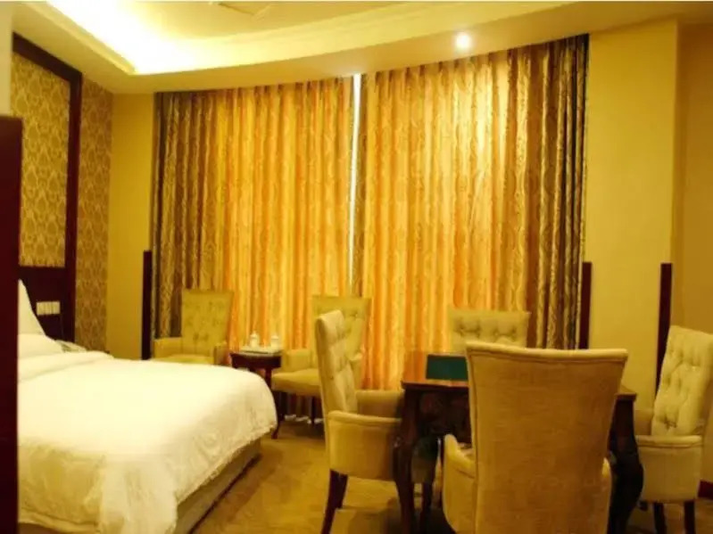 Dezheng Hotel (Chengdu Huayang Sihe Subway Outlet)
