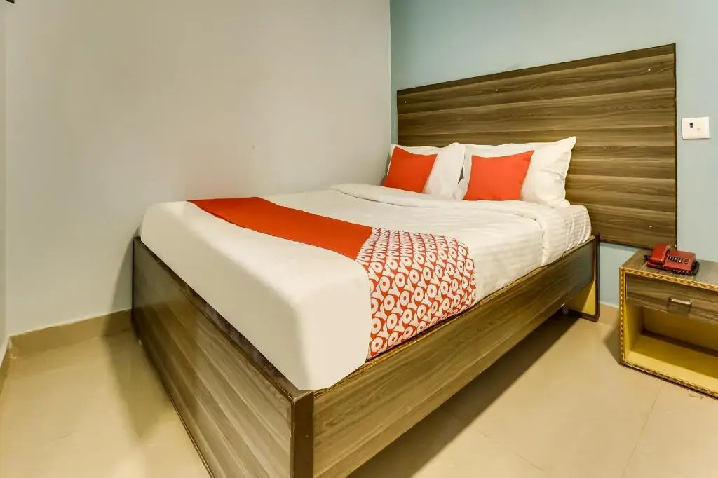 Sri Sai Inn by Oyo Rooms