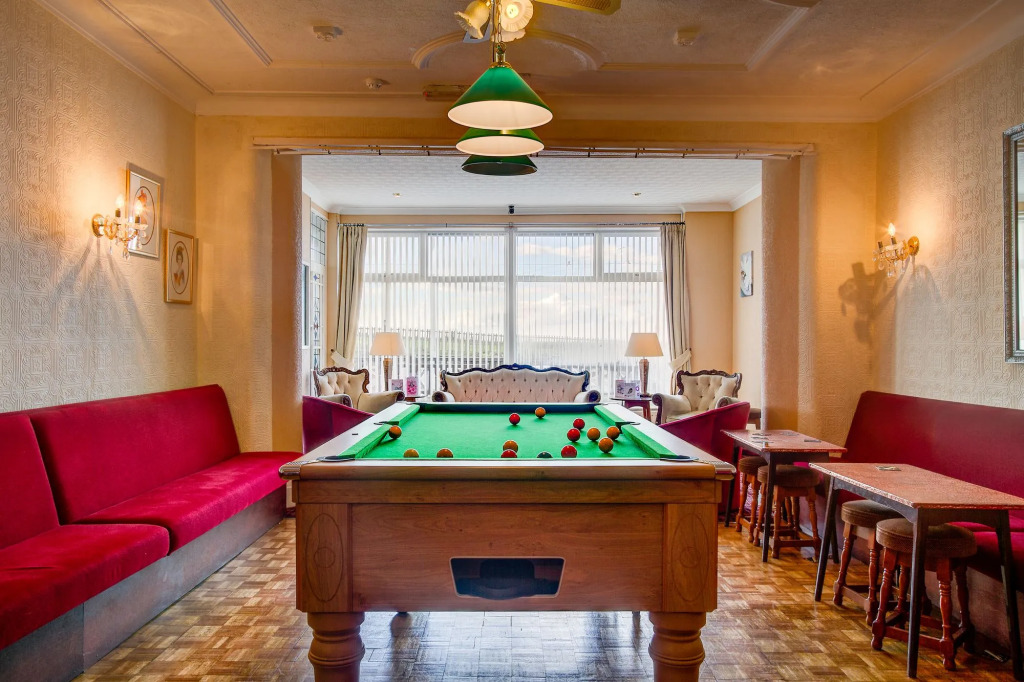 Leverdale Hotel