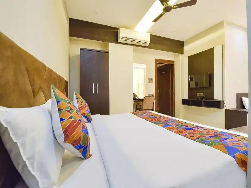 Fabhotel Utsah