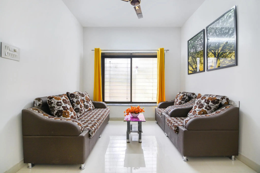 OYO HOME 82767 Graviel Stays