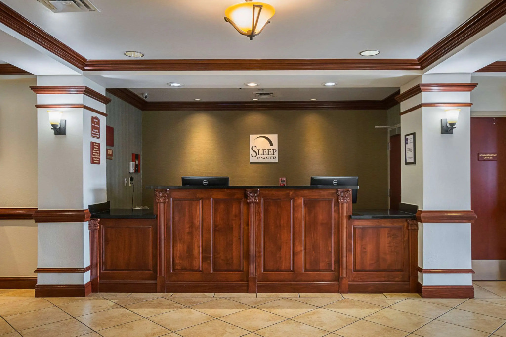 Sleep Inn & Suites Manchester near Arnold AFB