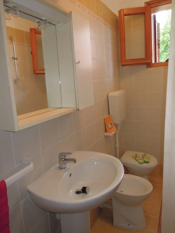 Villa with garden 250 meters from the beach