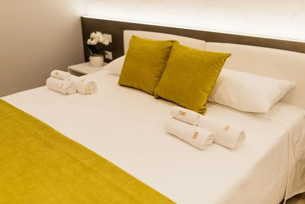 Golden Residence