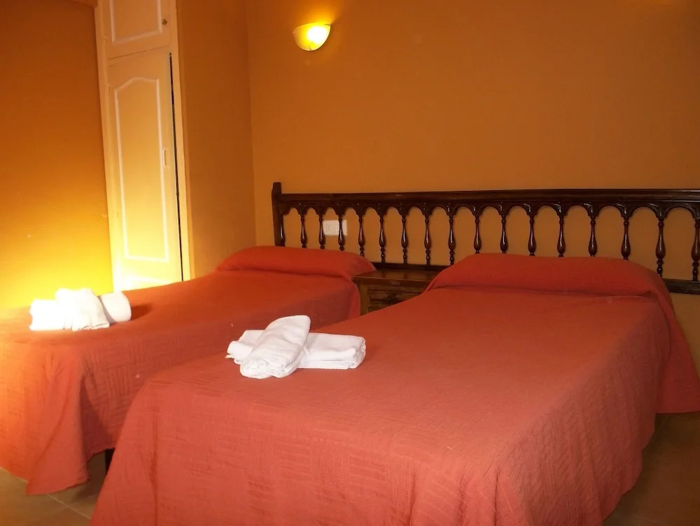 BERMUDAS-TURIS Apartamentos