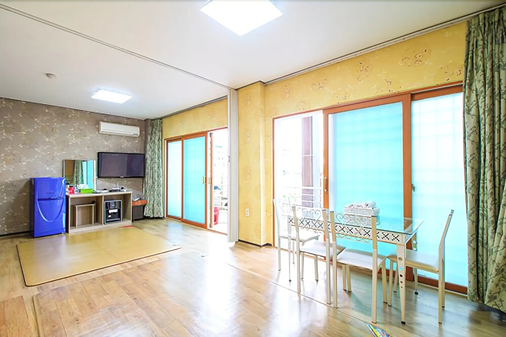 Yangyanghaemajigil Condominium