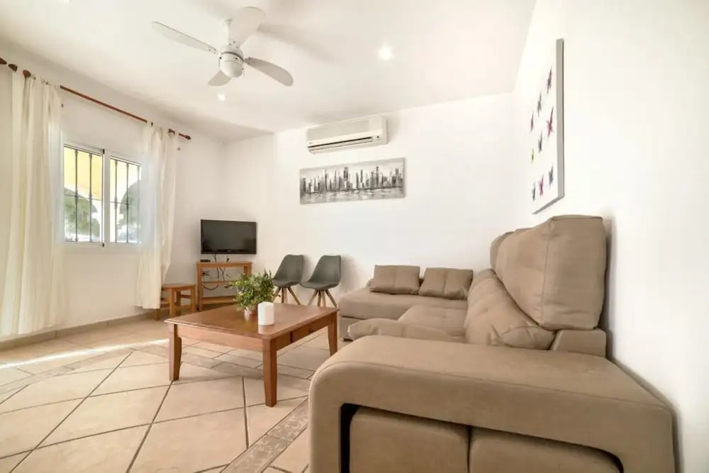 Villa - 7 Bedrooms with Pool and WiFi - 106438