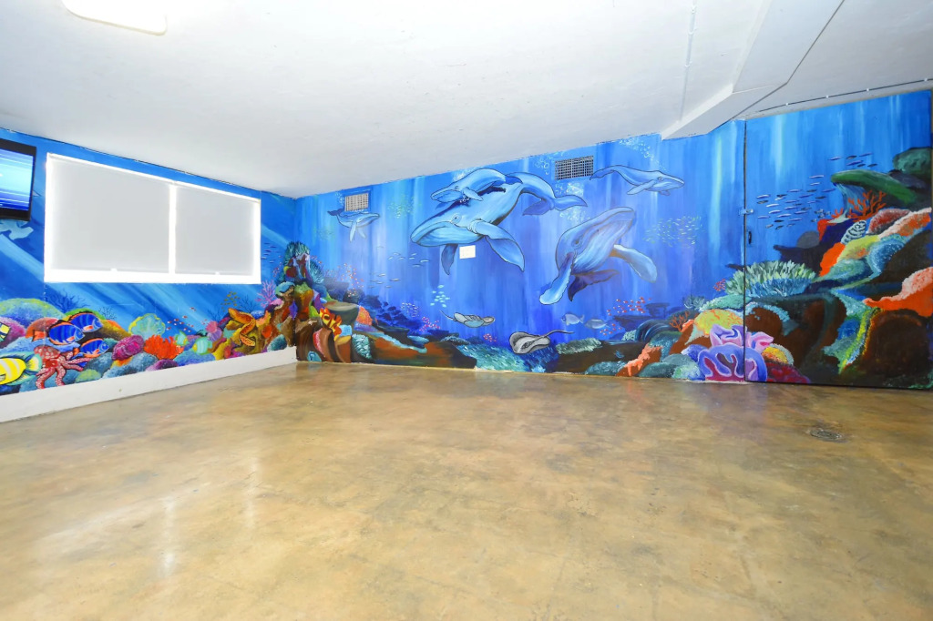 South Beach Rooms and Hostel