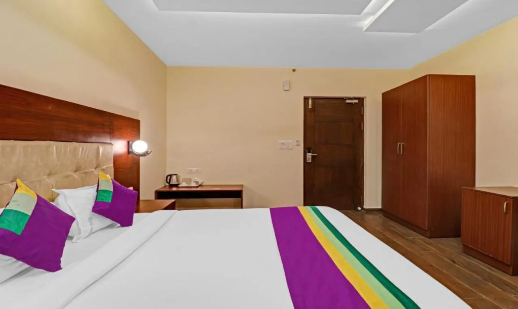 Treebo Premium Runway Suites Near Prestige Tech Park