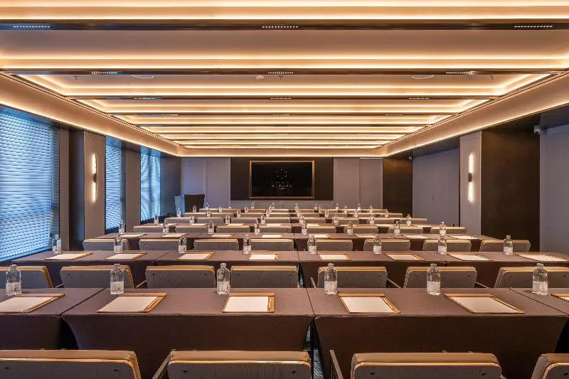 Orange Crystal Hotel Nanjing Jiangning Sasseur Southeast University