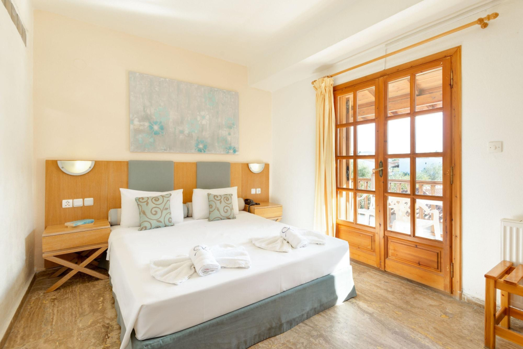 Aria Seaside Retreat - ex Regos Resort Hotel