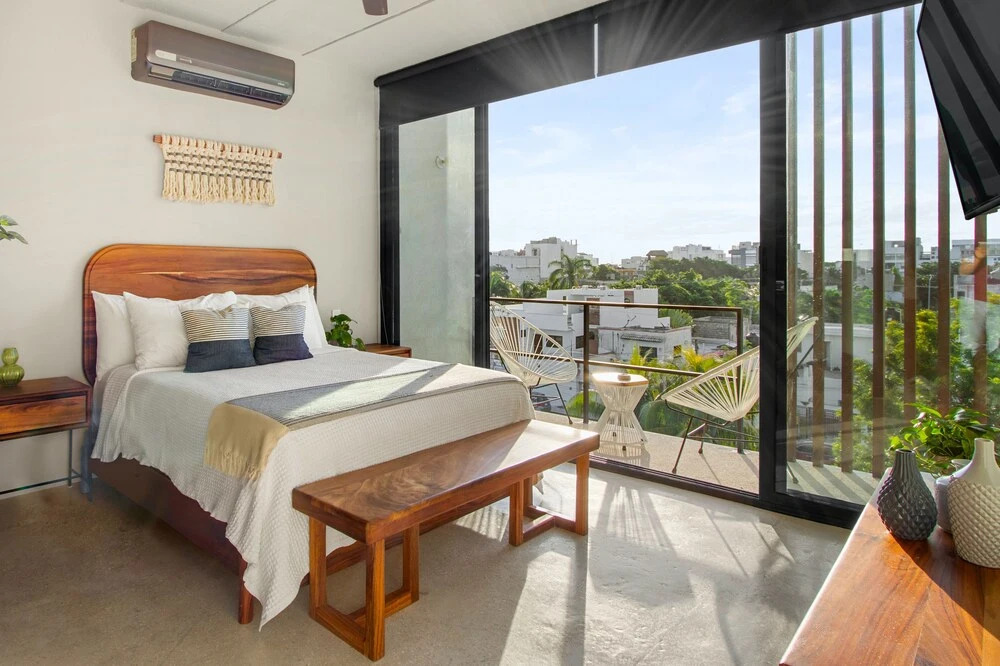 Searena Boutique Condos - Adults Only