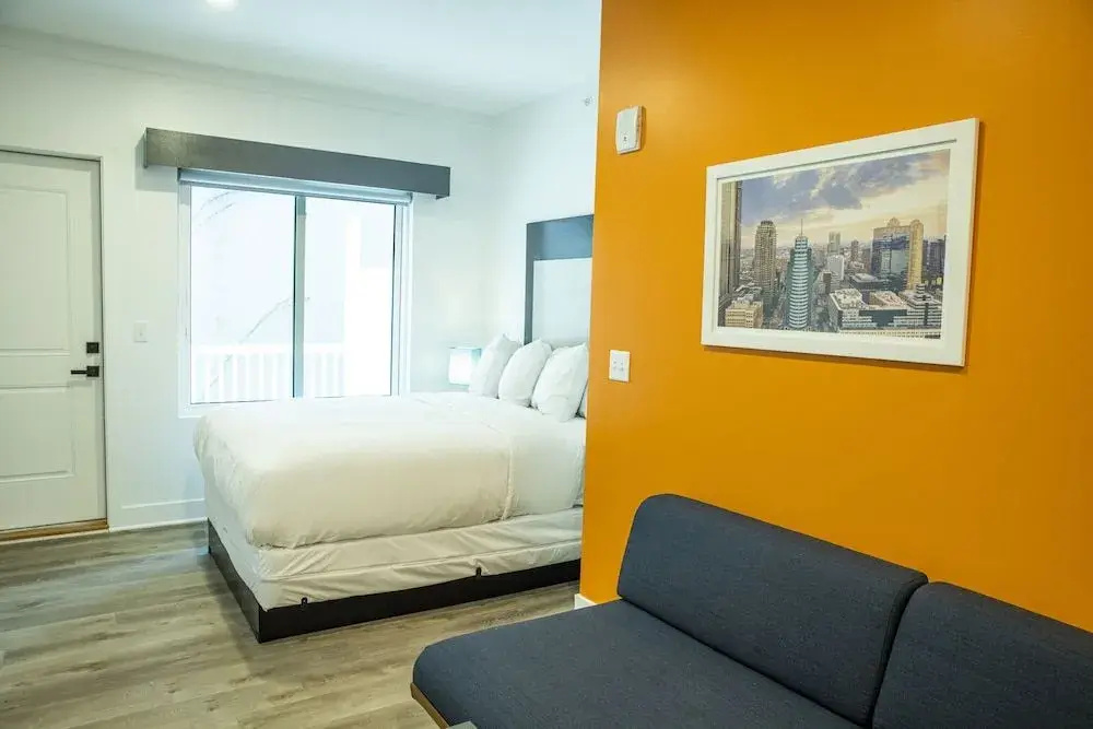 Peachtree Suites - Jersey City