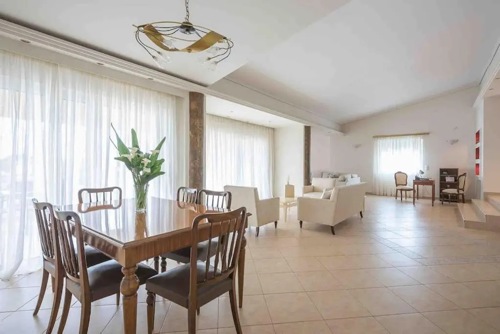 Anavissos 3bdr Seaview Beachhouse with Bbq