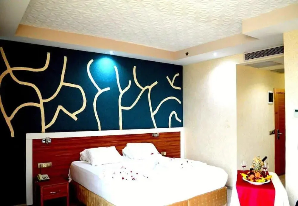 Mira Blue Hotel