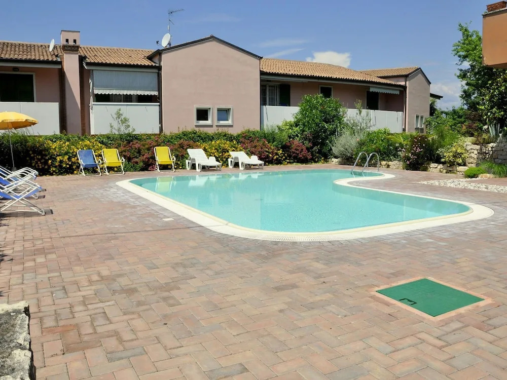 Serene Holiday Home in Lazise With Private Swimming Pool