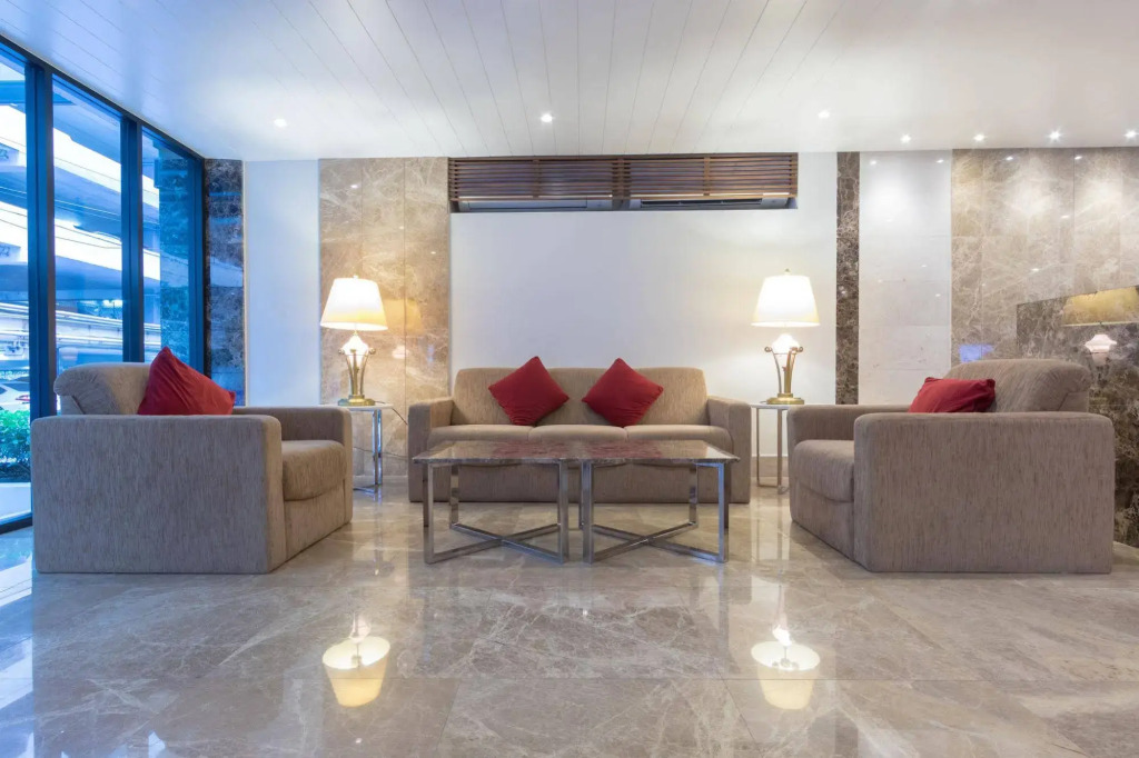 Thomson Hotel Huamark