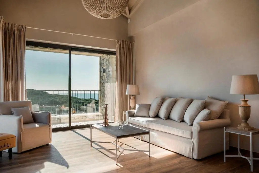 Zeus Exclusive Villas
