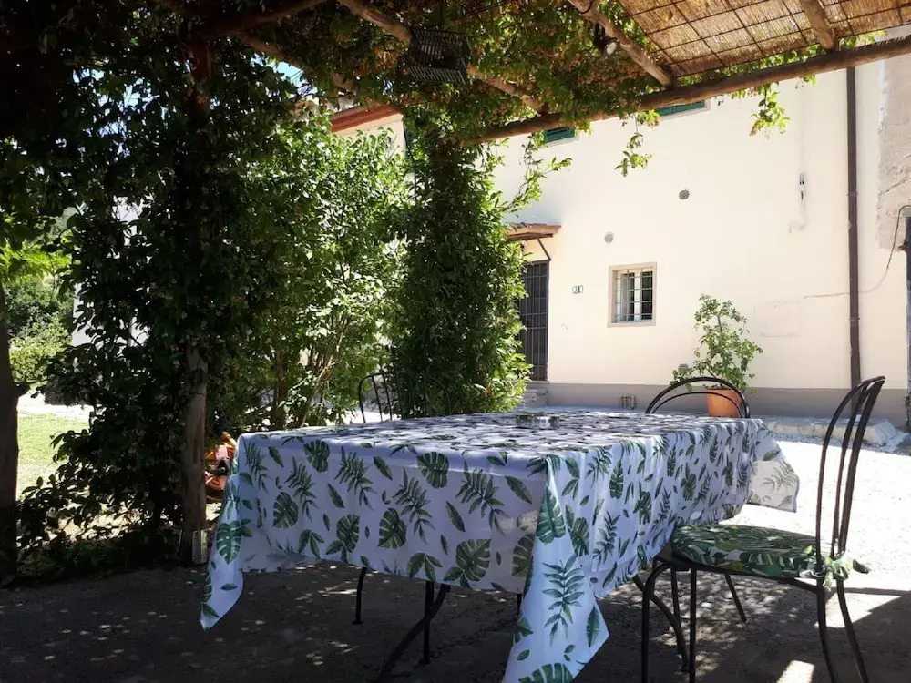 Simplistic Holiday Home in Pistoia With Terrace & Garden