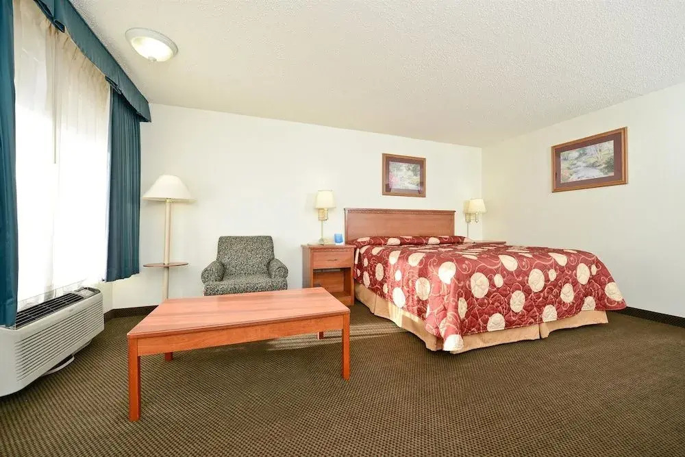 Americas Best Value Inn Oklahoma City At I-35 N