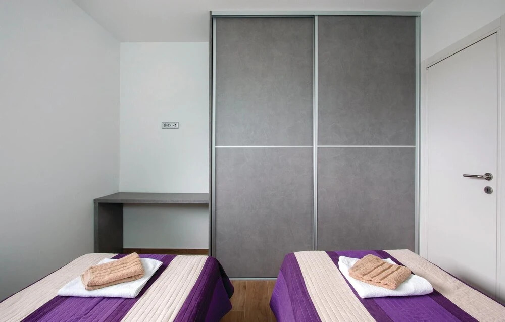 Luxurious Home In Peroj With Sauna