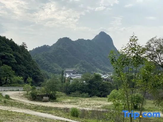 Sanqingshan Huiyin Hostel