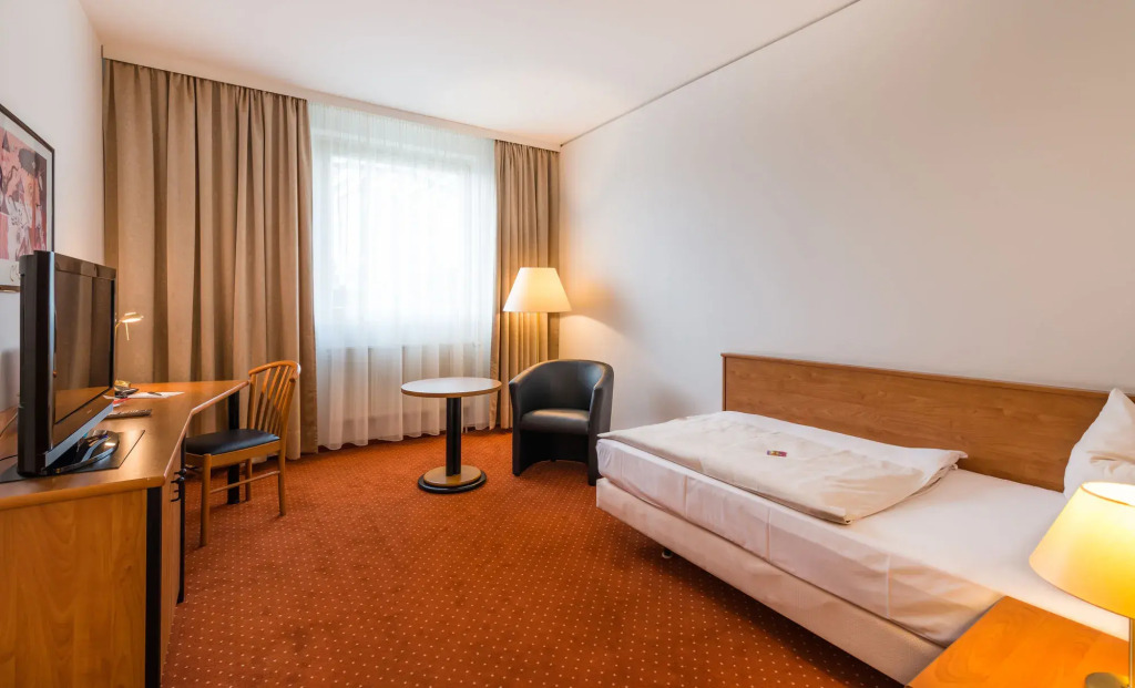 NOVINA HOTEL Südwestpark