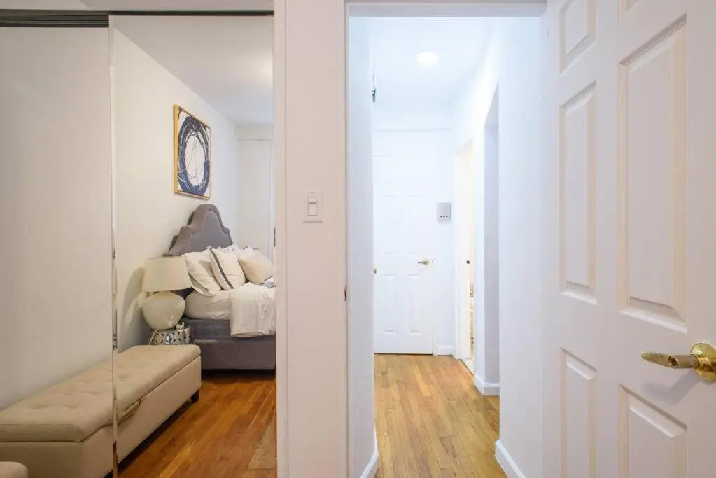 350-1a Gramercy New 1BR Sleeps4 Newly Furnished
