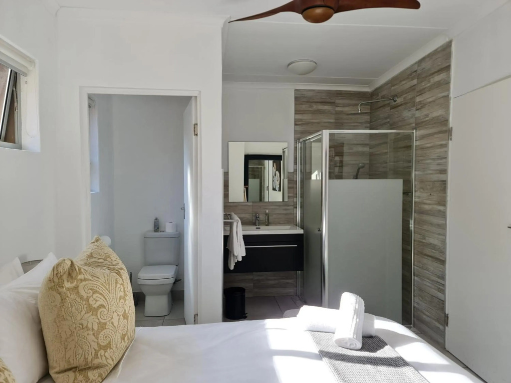 Infinity Blue Luxury Accommodation