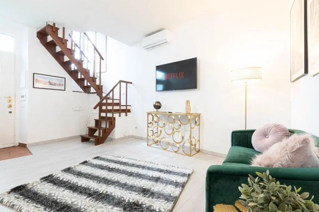 Campo dei Fiori Detached Apartment
