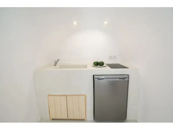 Morfi Cave House