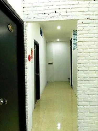 Hello Hostel