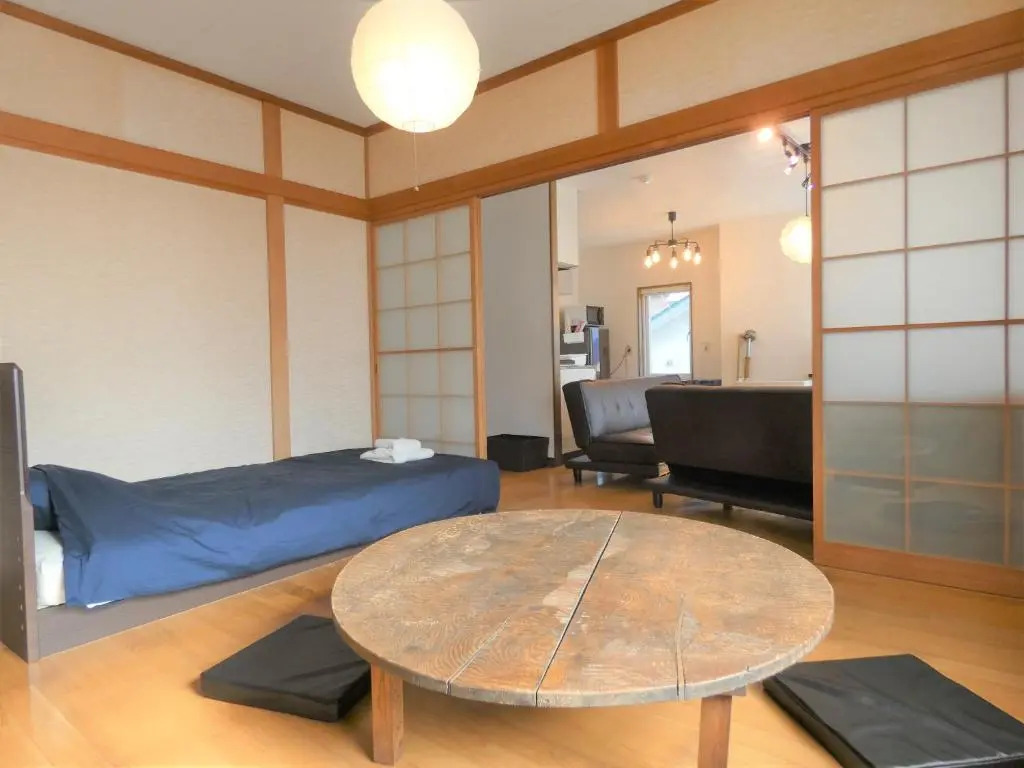 The House Chitose Station 1