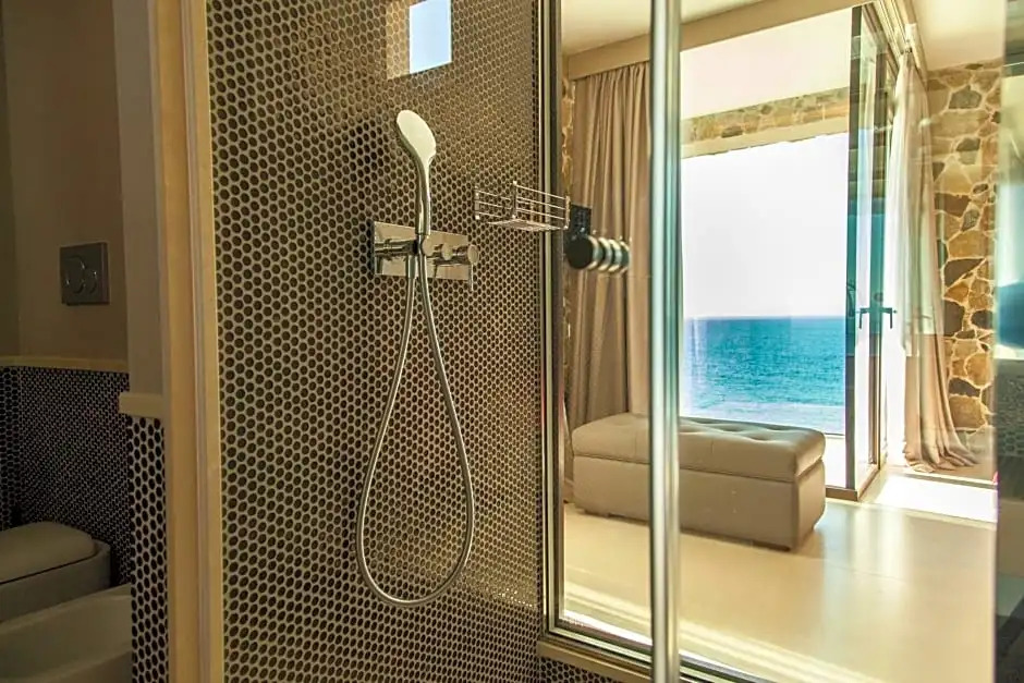 Ngonia Bay Boutique Hotel