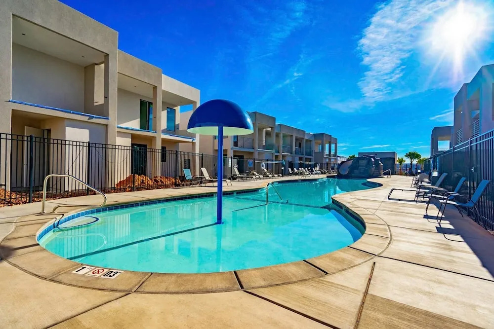 Paradise at the Lofts #32