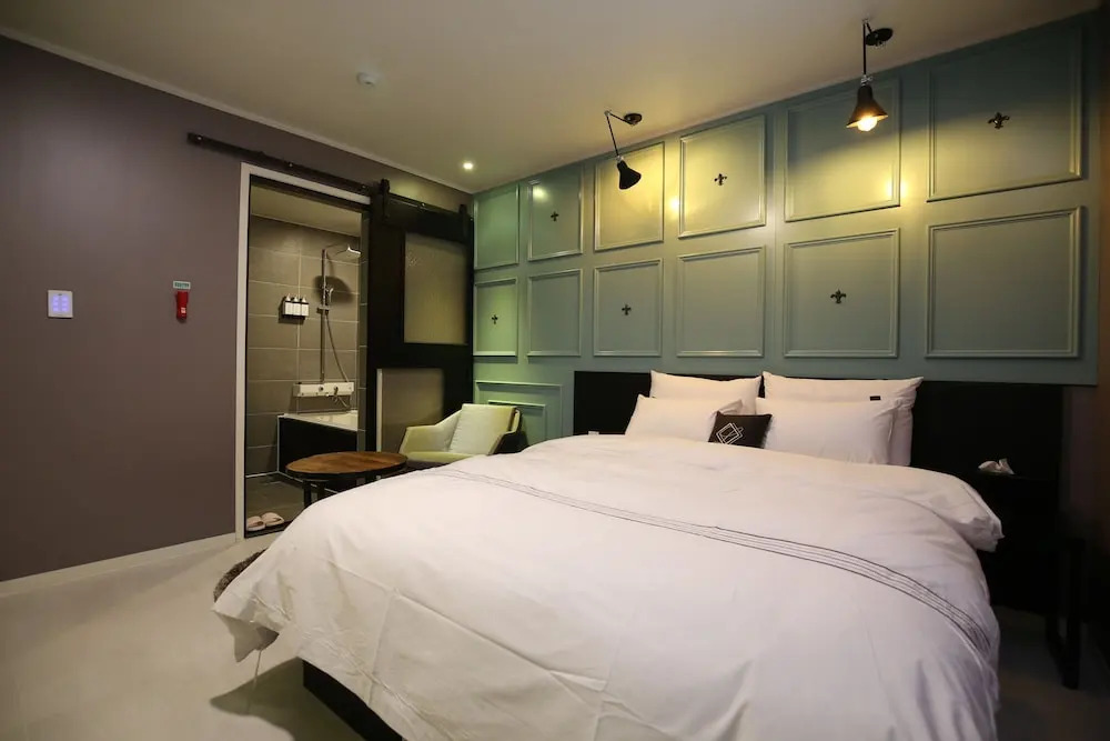 Cheongju Luce Hotel