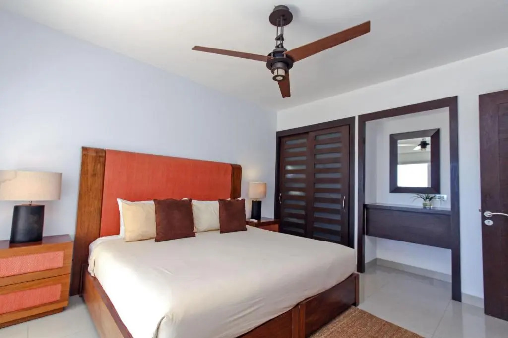 Luxury 3 Bedroom Condo - Beachfront Complex at Mareazul - Buena Vida