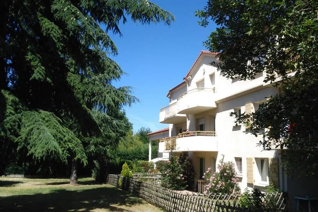 Chambre d'hôtes Les Cottages de Sainte Emilie,hôte privé