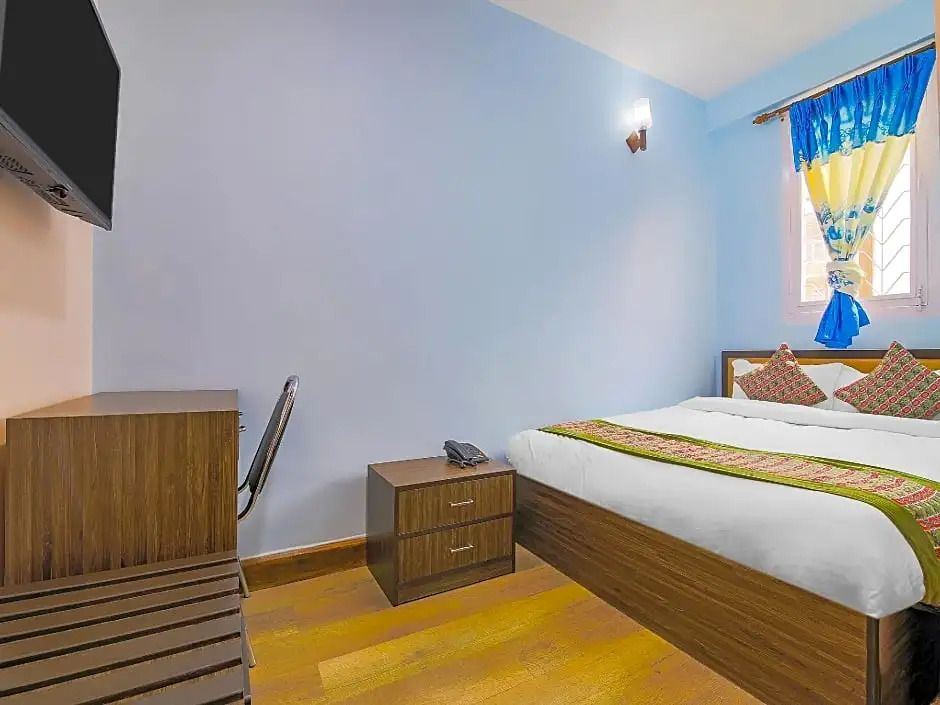 OYO 352 Hotel Konark Inn