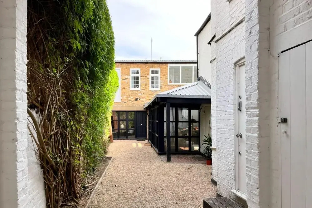 The Hammersmith Nest Lovely 3bdr Flat With Parking Patio