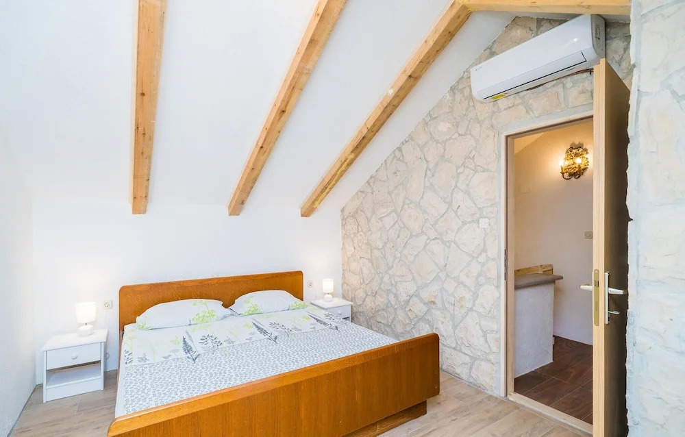 Amazing Home in Gruda With Outdoor Swimming Pool, Wifi and 2 Bedrooms