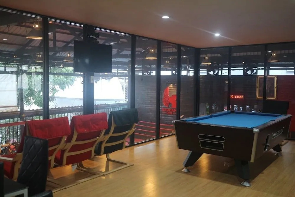 KruDam Gym Hostel