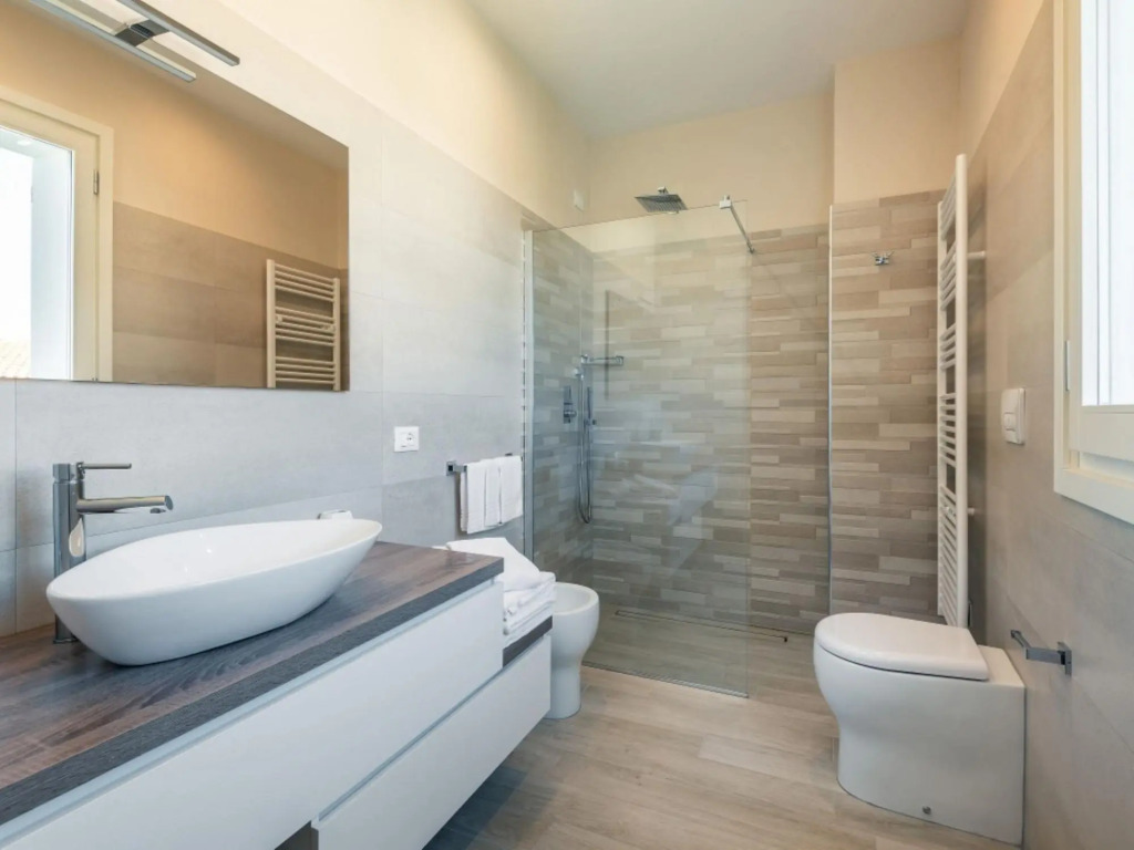 Modern and Elegant Villa With Pool and Wellness Room-villa Benessere